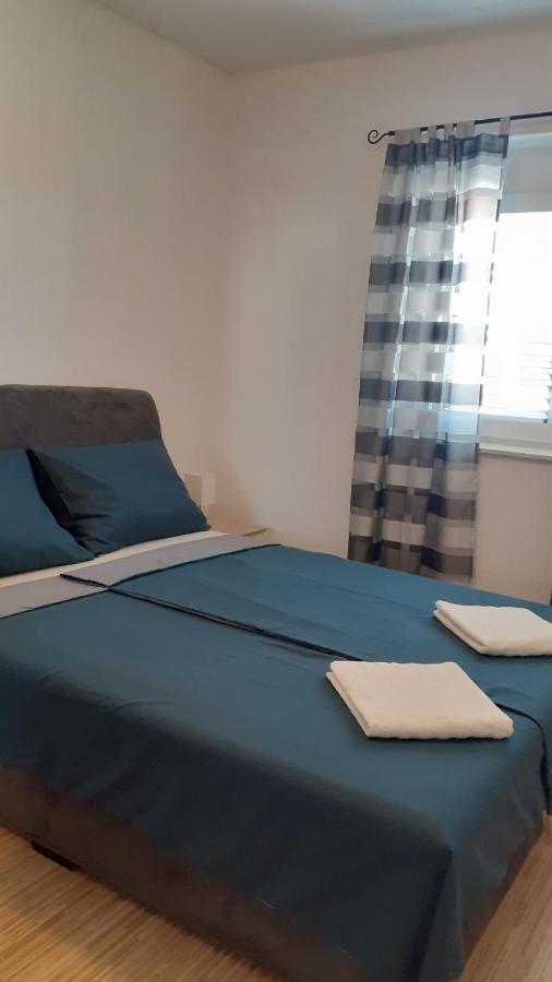 Apartman Nina Vodice Buitenkant foto